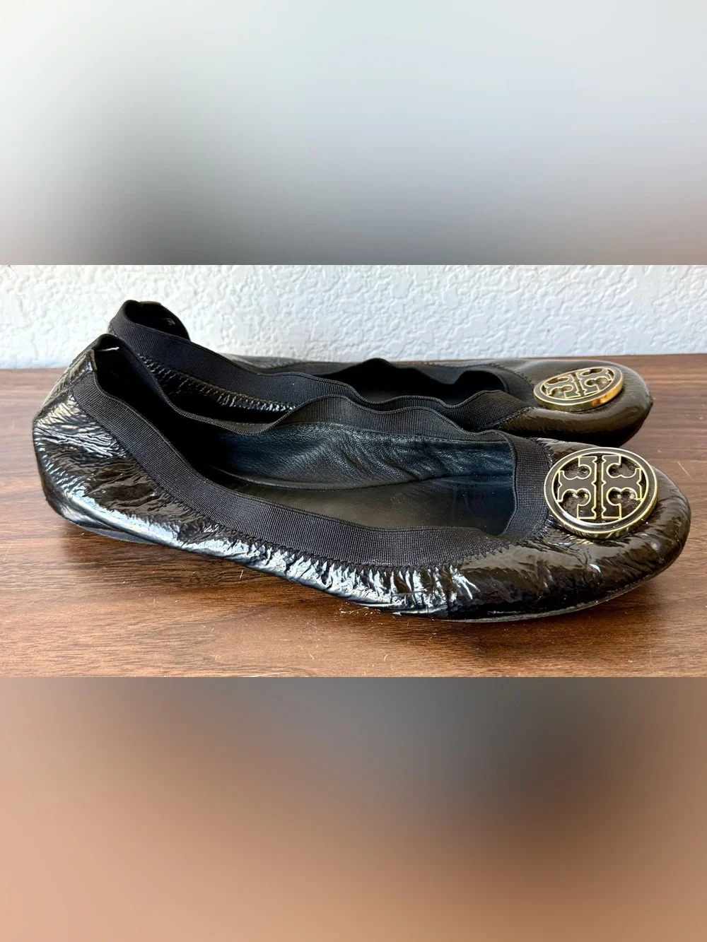 Tory Burch Black Patent Leather Logo Ballet Flats 9.5 M